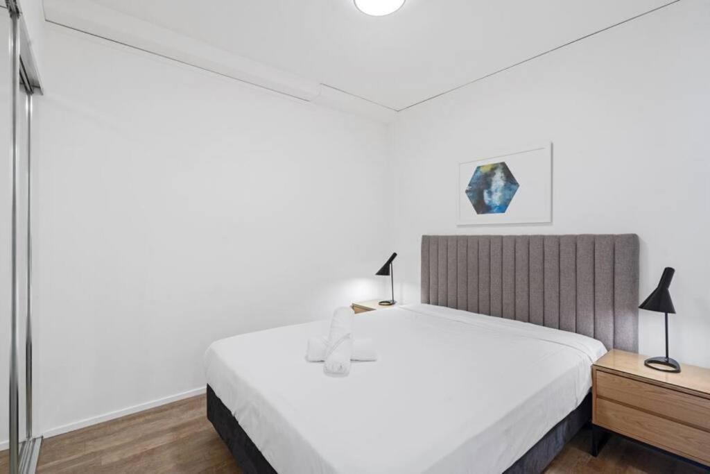 בריסביין Lovely 2- Bedroom Rental Unit With Free Parking מראה חיצוני תמונה