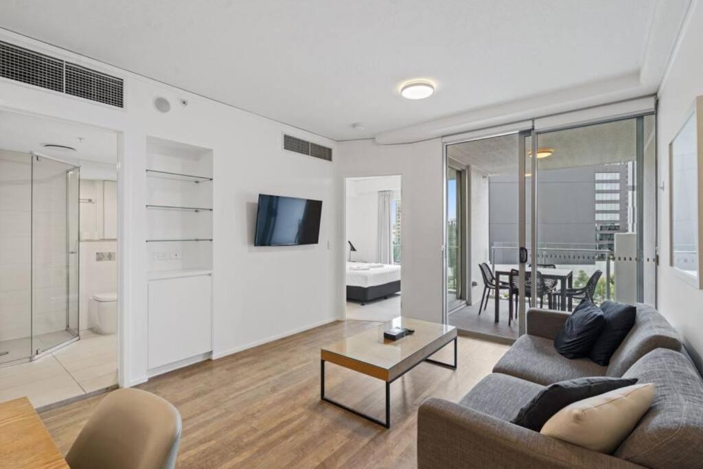 בריסביין Lovely 2- Bedroom Rental Unit With Free Parking מראה חיצוני תמונה